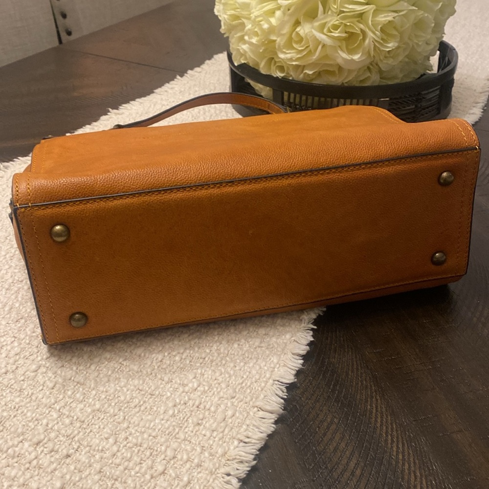 C&C California Tan Leather Women's Satchel with Studs-Brand New - Picture 3 of 11